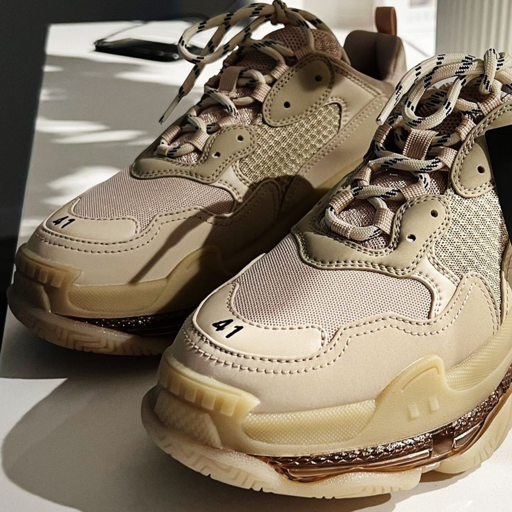 Triple S Balenciaga - Picture 2 of 3